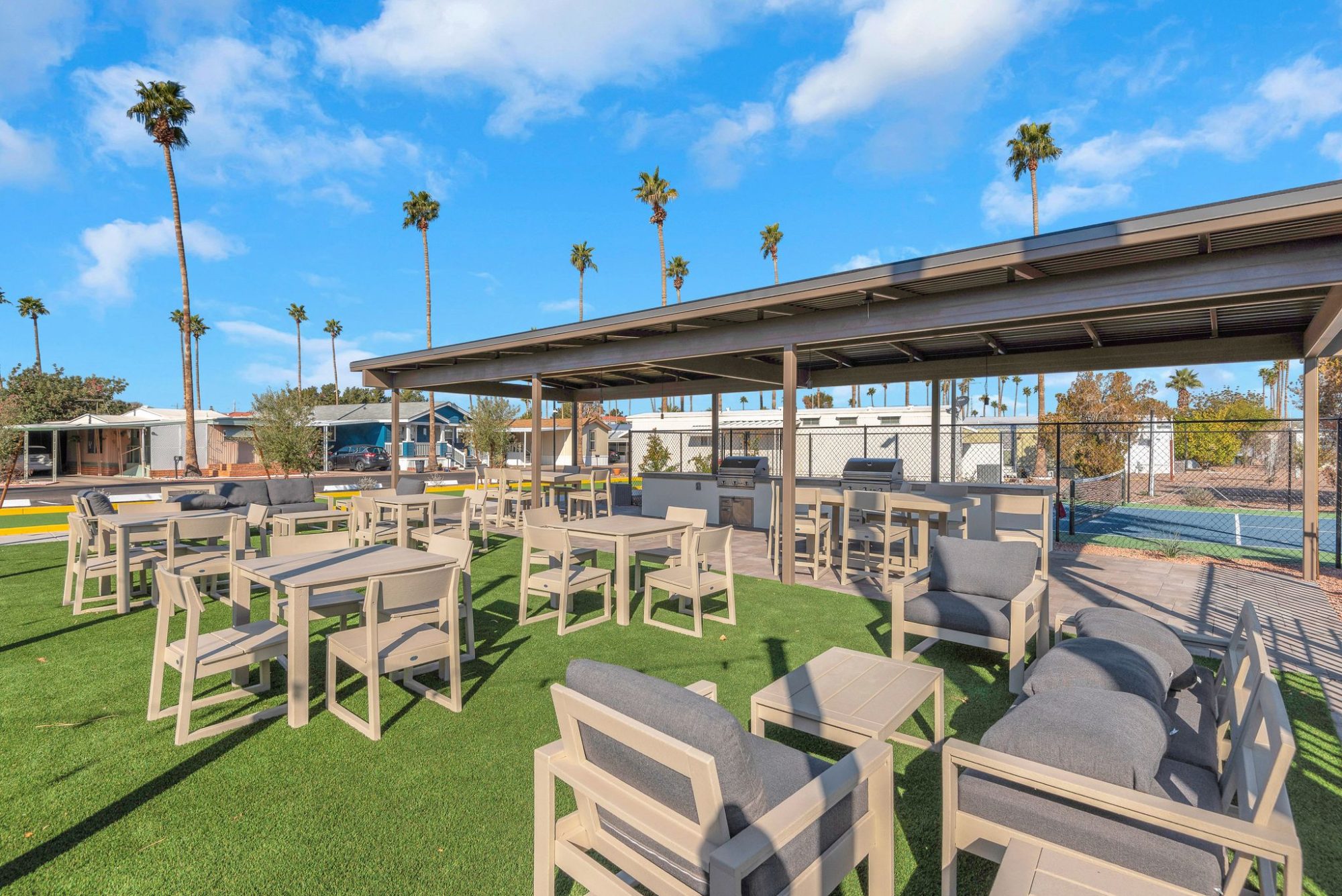 Desertsape 55+ RV Community BBQ Grill and Picnic Area